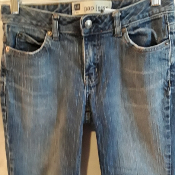Gap Capri Jeans - Picture 2 of 5